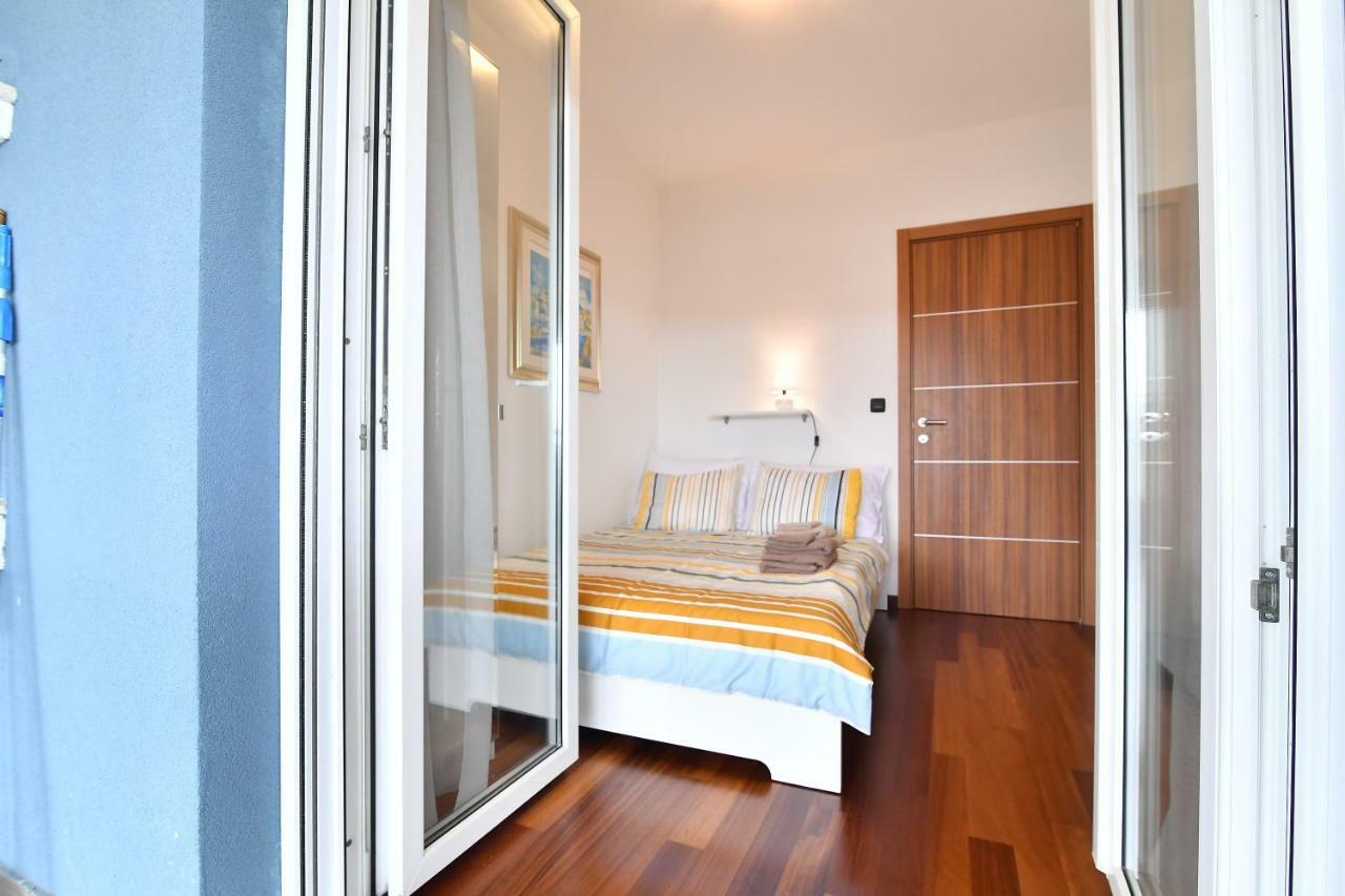 City Penthouse Vita Pula Exterior foto